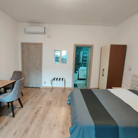 Crocevia לינה וארוחת בוקר