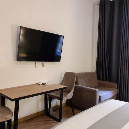 Crocevia 3* ترييستي