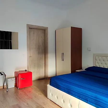 Crocevia 3* ترييستي